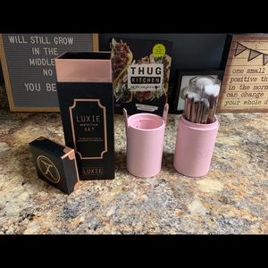 Luxiebeauty brush set